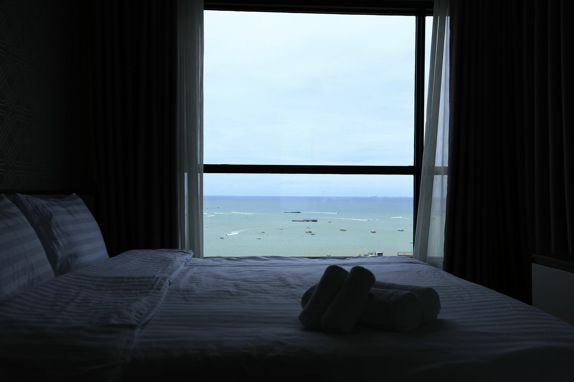 The Base Apartment Pattaya Exterior foto