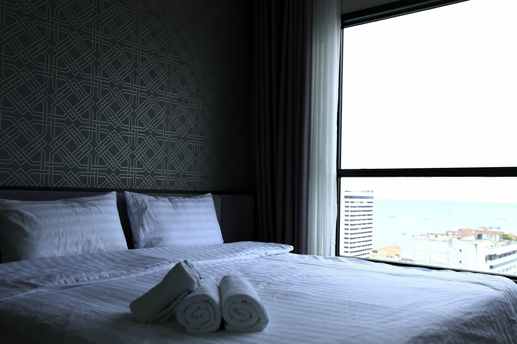 The Base Apartment Pattaya Exterior foto