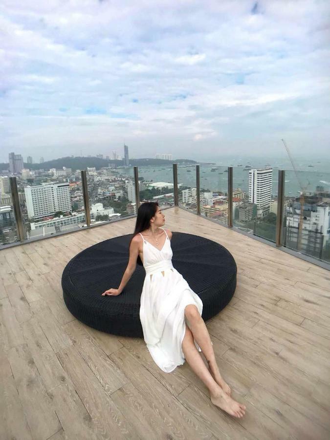 The Base Apartment Pattaya Exterior foto